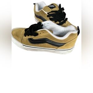 Vans Knu Skool